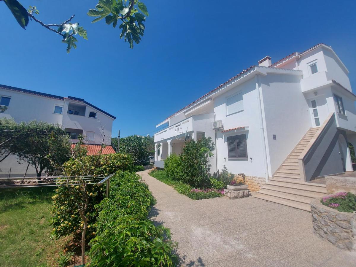 Apartments Kricin 14 บัชกา ภายนอก รูปภาพ