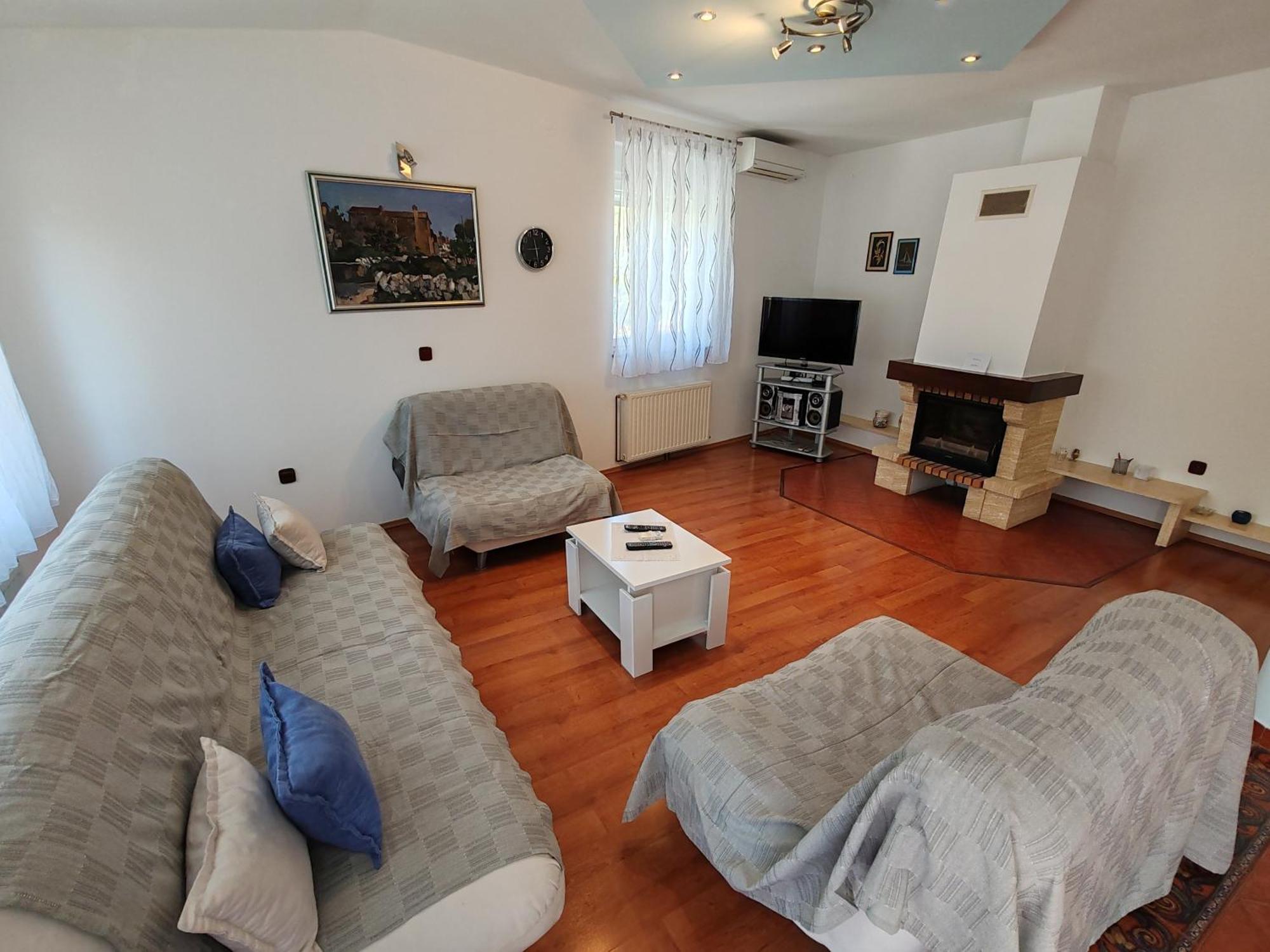 Apartments Kricin 14 บัชกา ภายนอก รูปภาพ